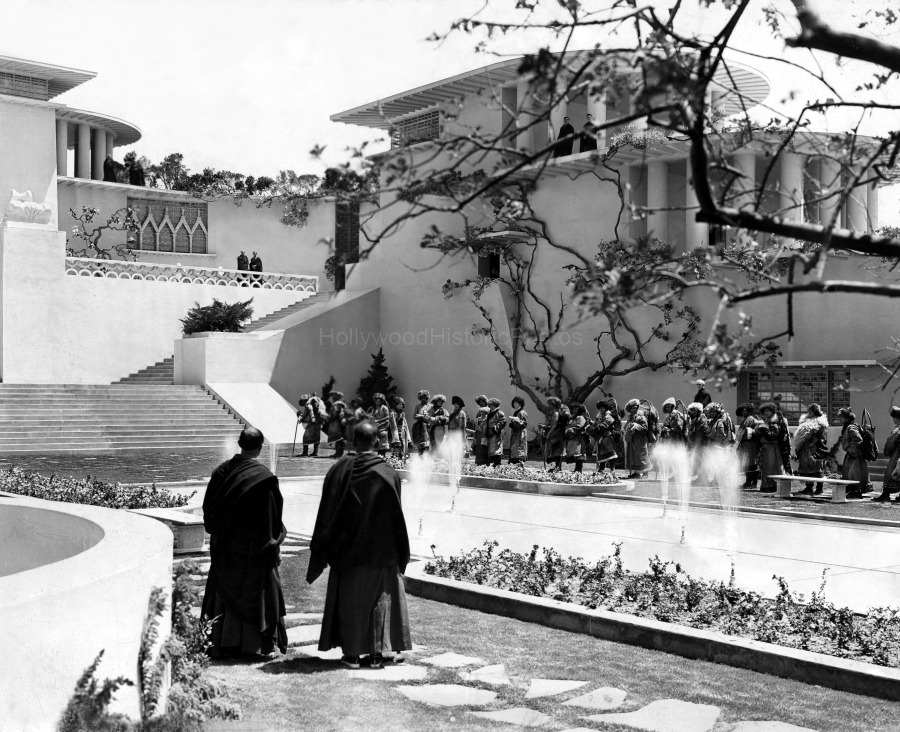 Lost Horizon 1937 3 Production sets wm.jpg